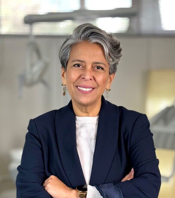 Dra. Ilkenia Tavares